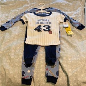 New Carter’s 4 piece pajama set